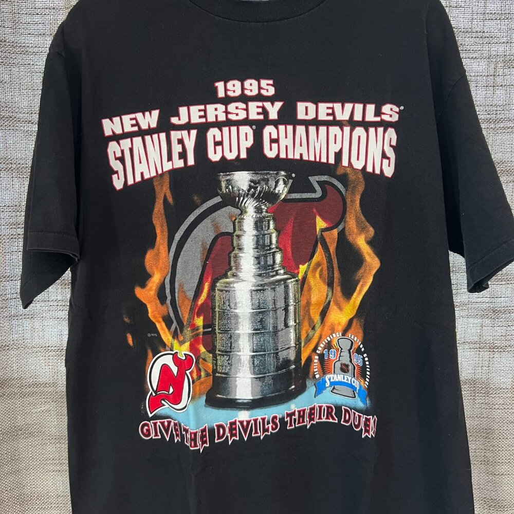 NEW JERSEY DEVILS | Vintage 1995 Stanley Cup Champions Shirt | LARGE